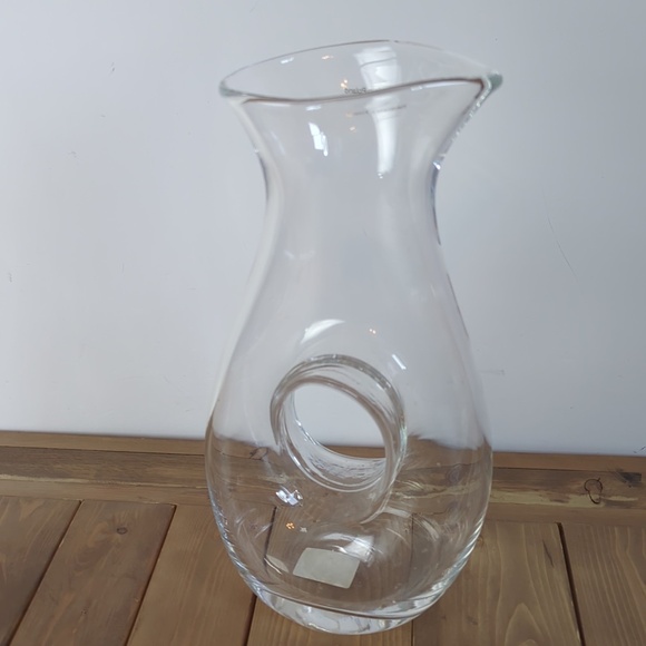 (NEW) Handmade in Poland Clear Glass Donut Hole Wine Pitcher Decanter - Picture 5 of 9